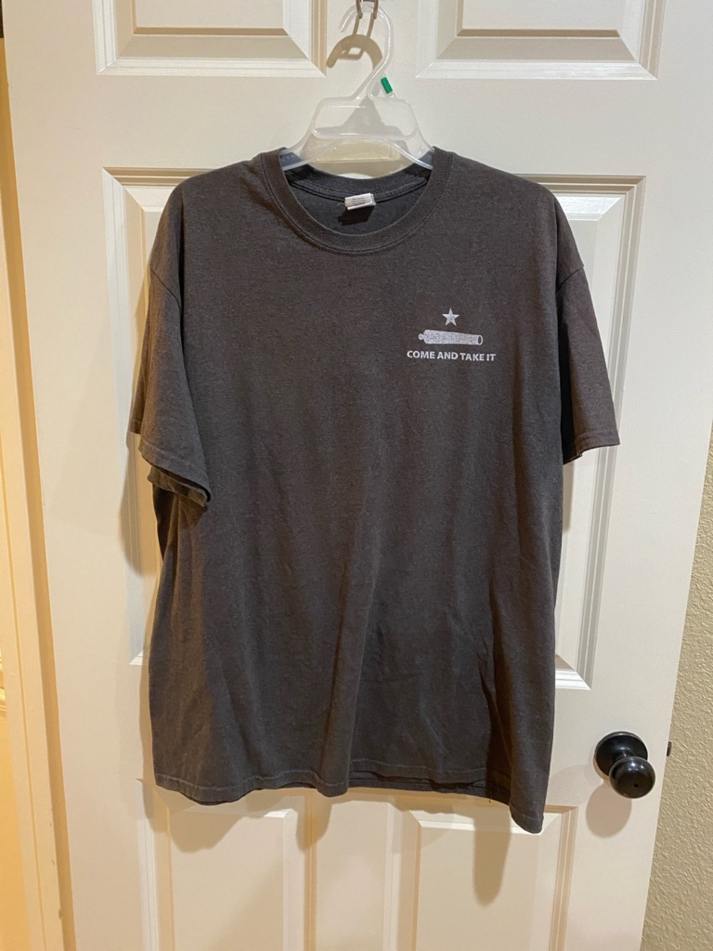 Gildan Charcoal Short-Sleeve Tee with Small White Chest Graphic